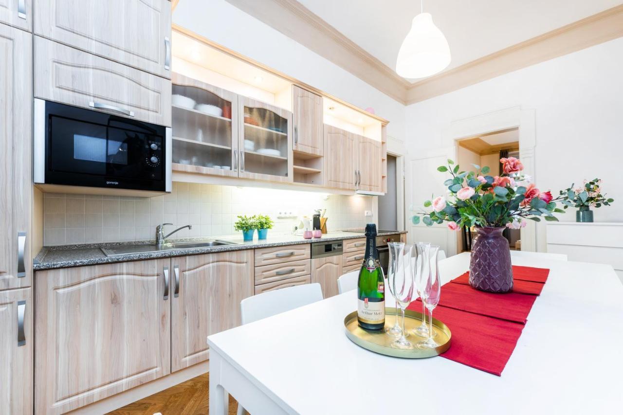 Grand Deluxe Vip Appartement Prague