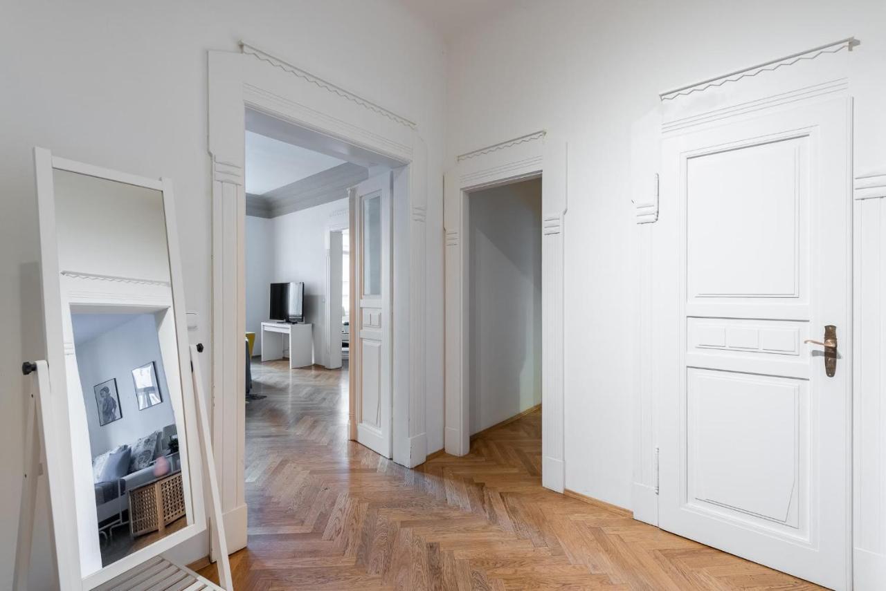 Apartamento Grand Deluxe Vip Praga